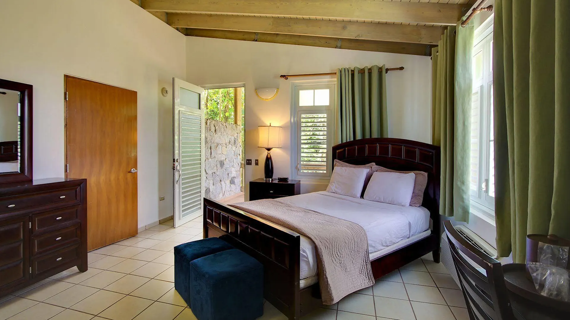 Hotel Cidra Country Club Inn & Villas